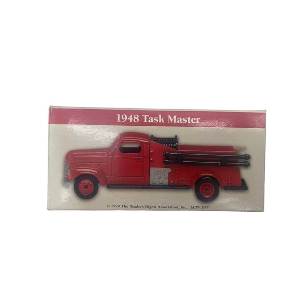 Readers Digest 1/64 Scale 1948 Task Master Red Fire Engine 1999 Diecast NIB - Picture 6 of 6